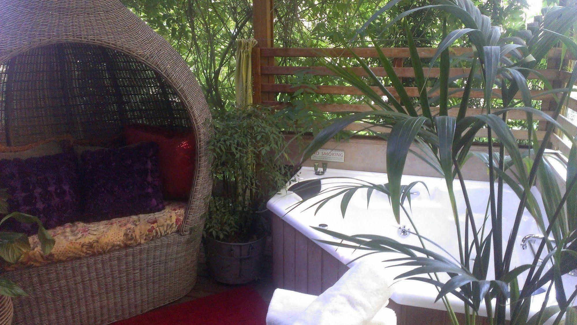 Arcadia Bed & Breakfast 4*